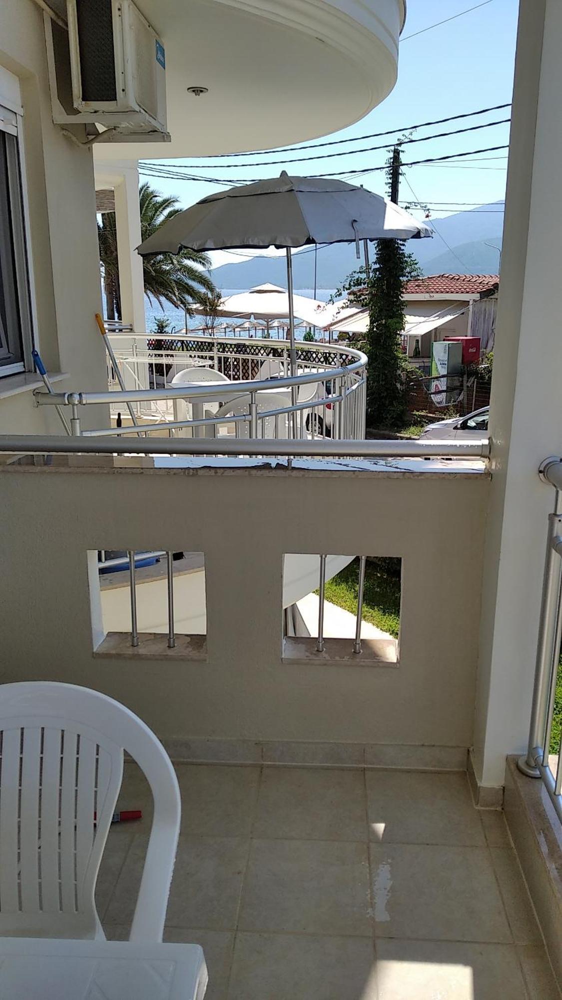 Angie'S Summertime Nea Vrasna Exterior photo